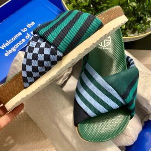 Tory Burch Sport sandals / flip flops / flats